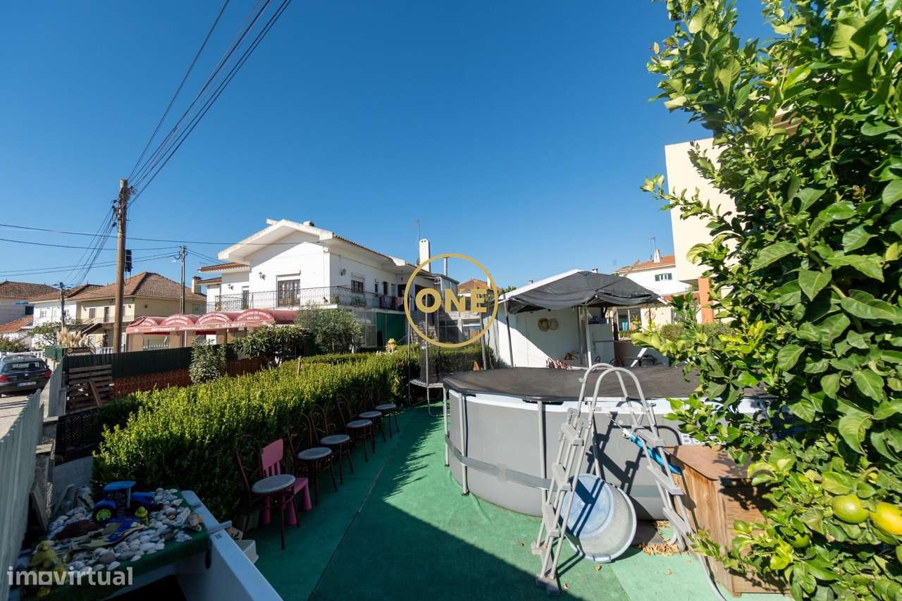 Prédio em propriedade total com 5 divisões independentes - Povoa da Ga - Grande imagem: 5/54