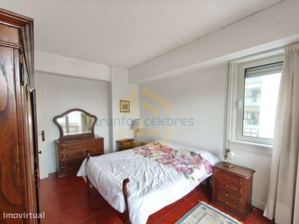 Apartamento T2 com vista mar frente á praia - 1.ª Linha de Mar -Póv...-11