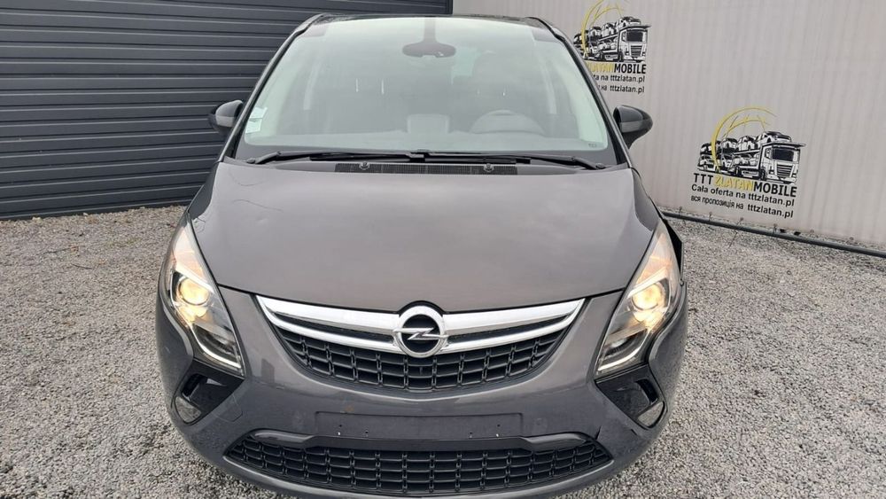 Opel Zafira C 2016