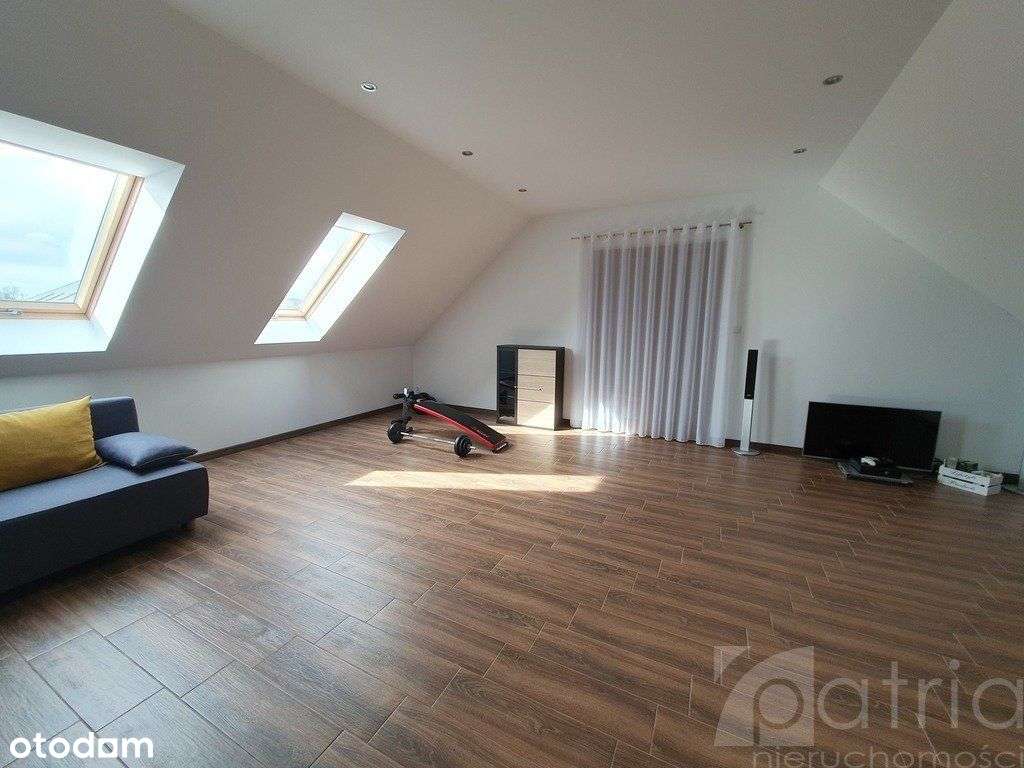 Wykończony dom wolnostojący w Dobrej-11