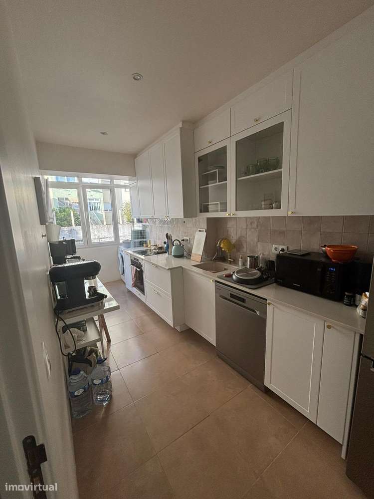 Apartamento T2 totalmente renovado - Grande imagem: 5/10