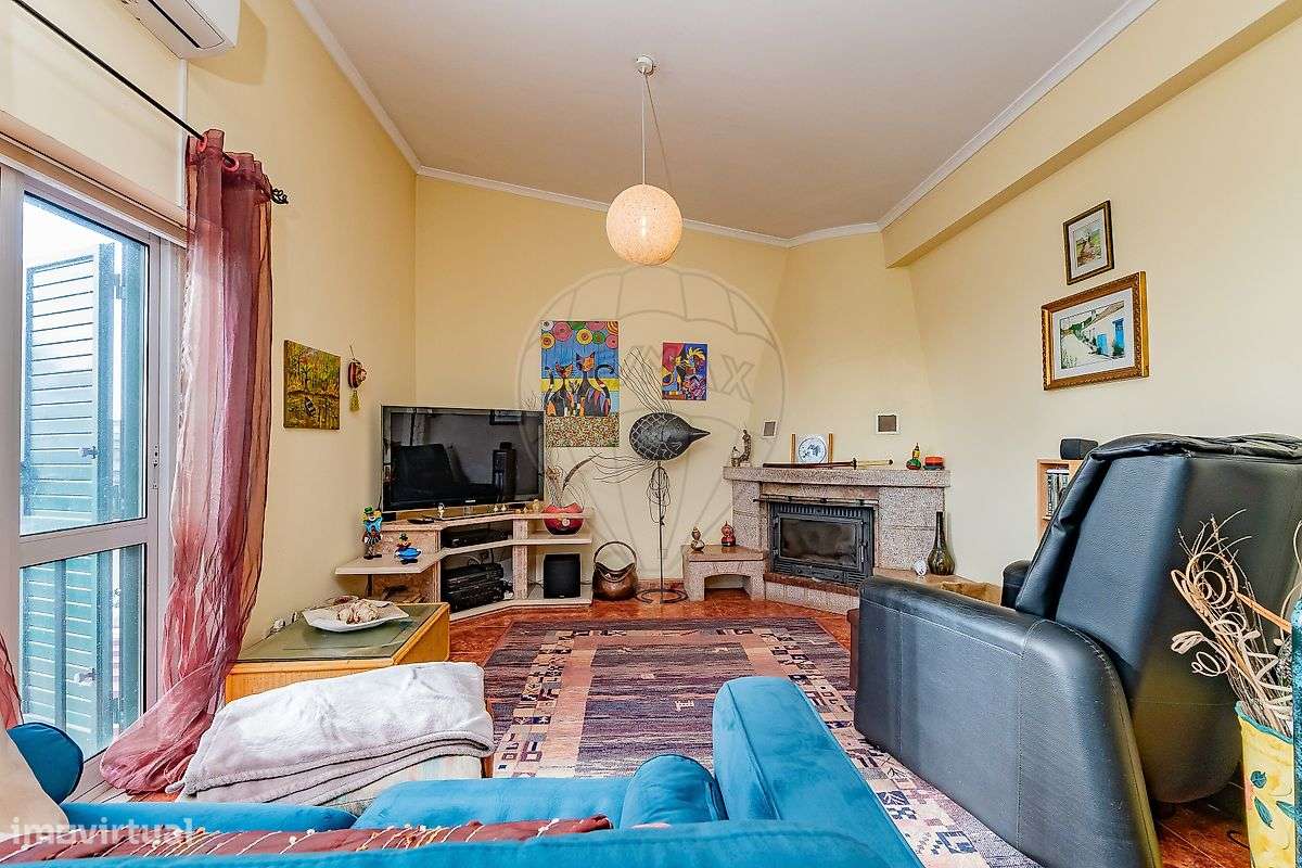 Moradia T5 para venda-9