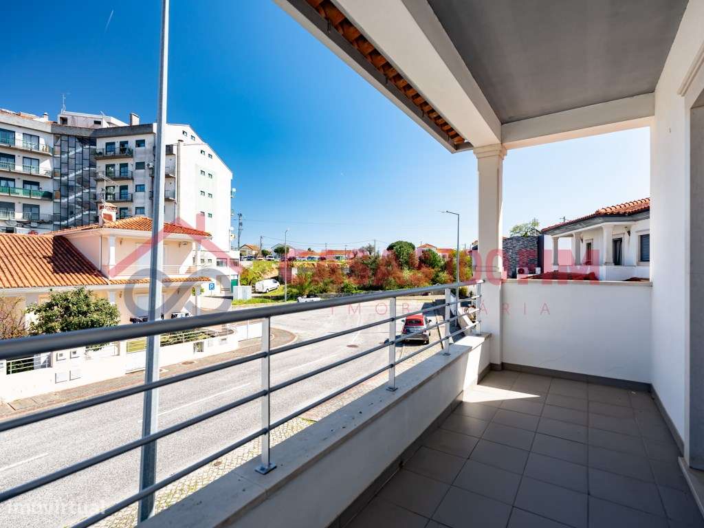 Oportunidade Moradia Individual T4 Azoia - Leiria-36