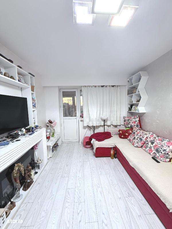 Vanzare 3 camere decomandat - 2 gr sanitare - Drumul Taberei - Metrou-16