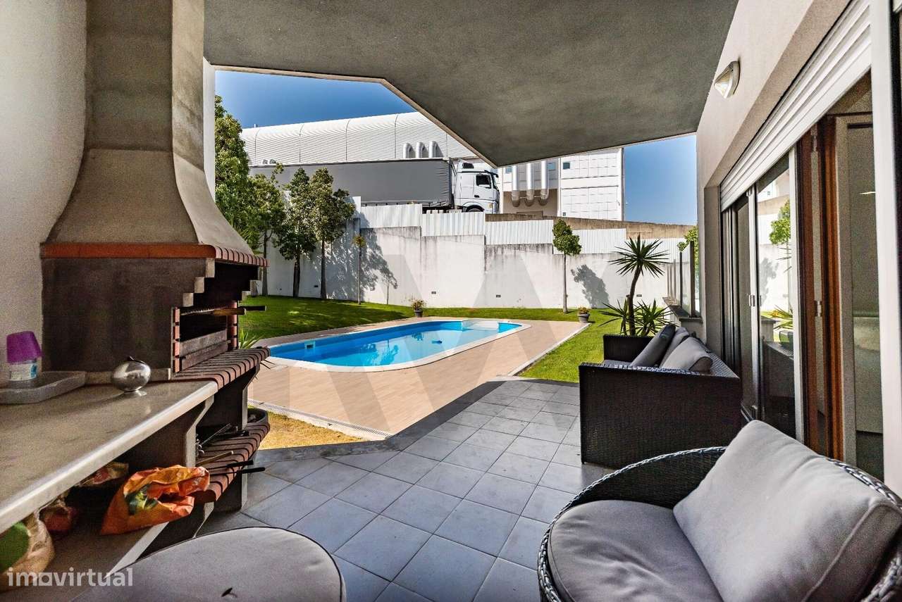 Apart T3 -  Condomínio fechado - Varandas - Piscina - Box para 3 viatu-36