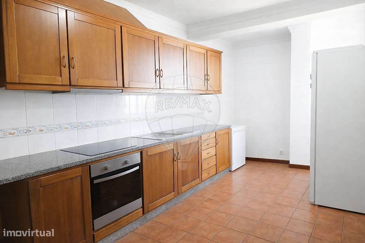 Apartamento T3 para arrendamento - Grande imagem: 2/18