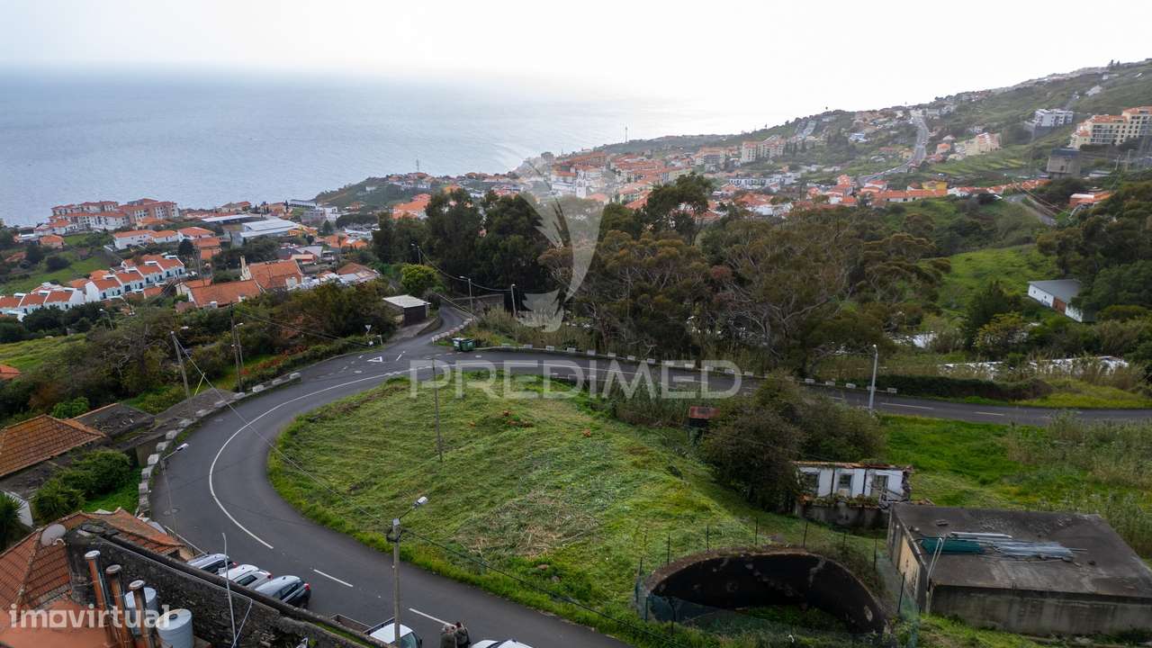 Terreno urbano com 920 m2 para construção no Caniço - Grande imagem: 5/31