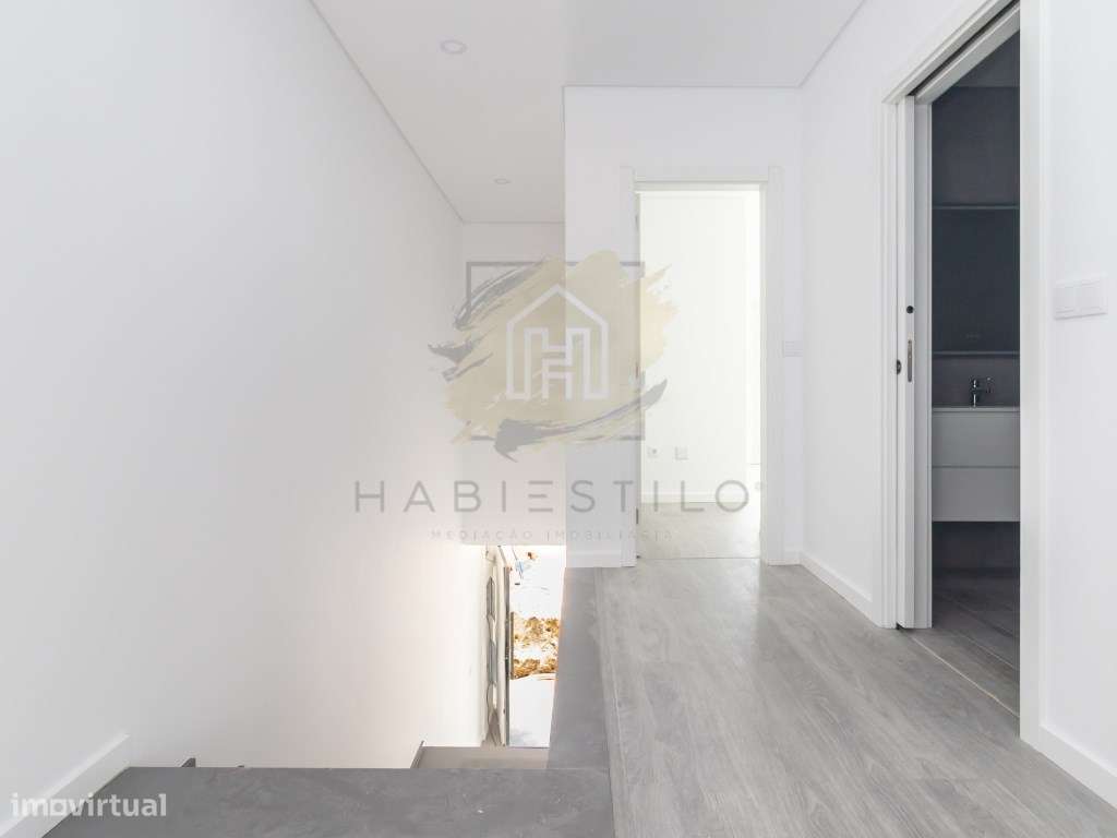 Moradias Geminadas de Arquitetura Moderna- Conforto, Espaço e Quali...-12