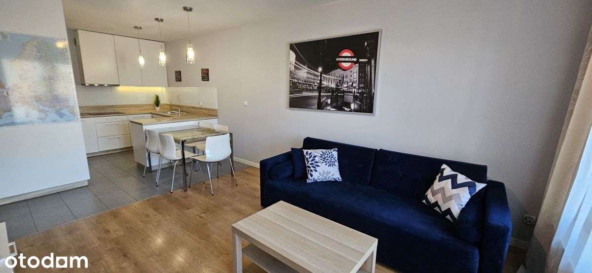 Wrocław, Psie Pole, Marca Polo z garażem w-4