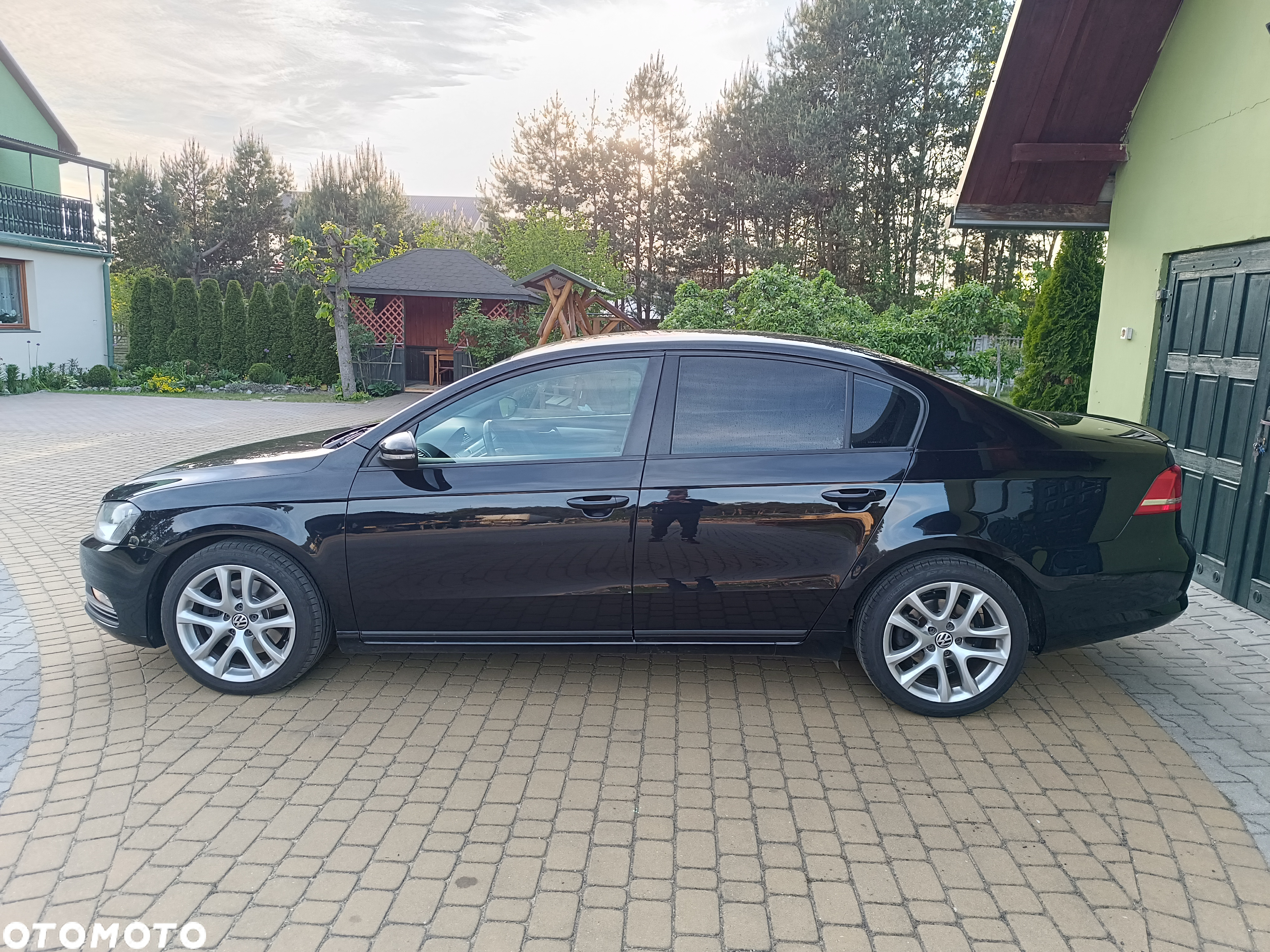 Volkswagen Passat 1.6 TDI DPF BlueMot Comfortline - 5