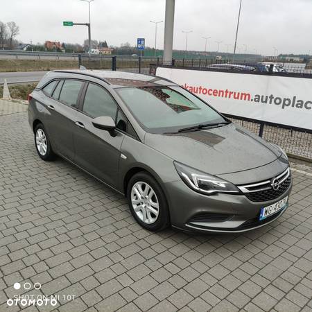 Opel Astra - 2