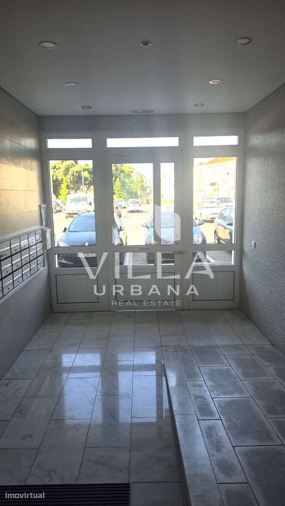 Apartamento T2 Semi-Novo a 2 minutos do C. C. Rio Sul-13
