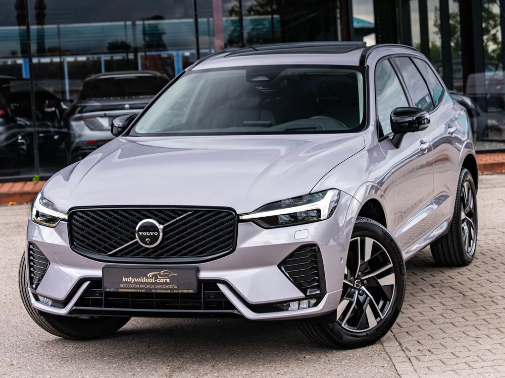 Volvo XC60 II B5 B AWD Plus Dark 2025