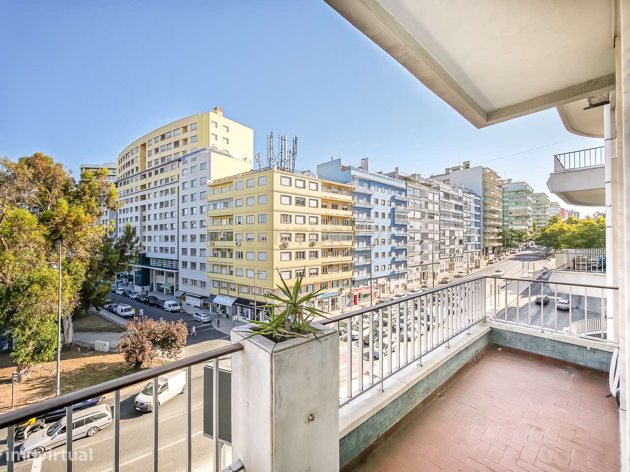 Entrecampos, apartamento T3 renovado - Grande imagem: 5/25