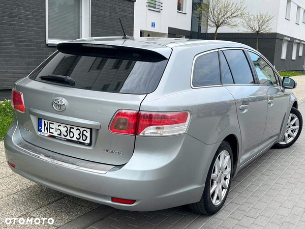 Toyota Avensis 1.8 Sol - 7