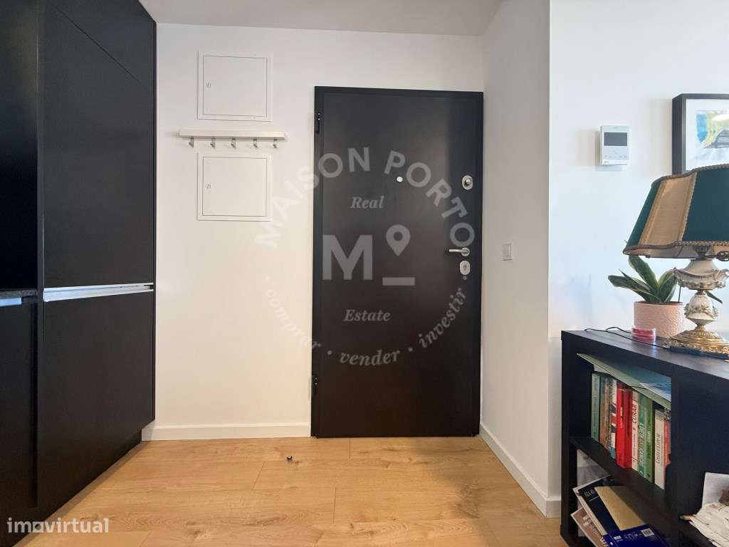 Apartamento T1 com Varanda, Vista Mar e Lugar de Estacionamento em ...-26