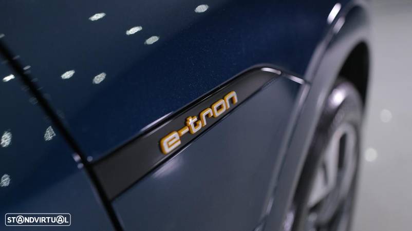 Audi e-tron 55 quattro Advanced - 12