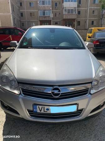 Opel Astra - 1