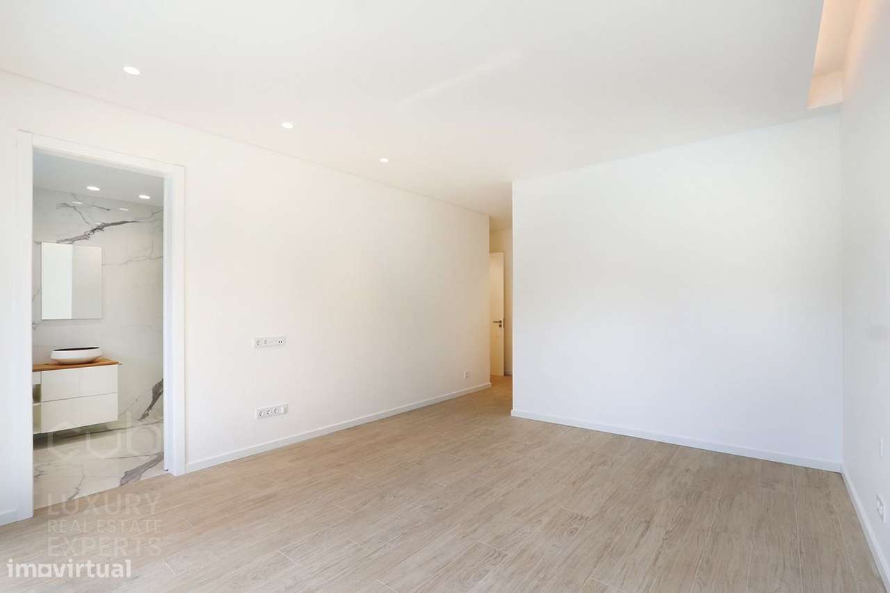 Moradia de Luxo T5 com Piscina na Herdade da Aroeira | Condomínio Priv-38