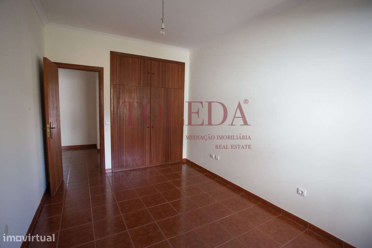 T3 com Lareira, Varanda, Boas áreas-16