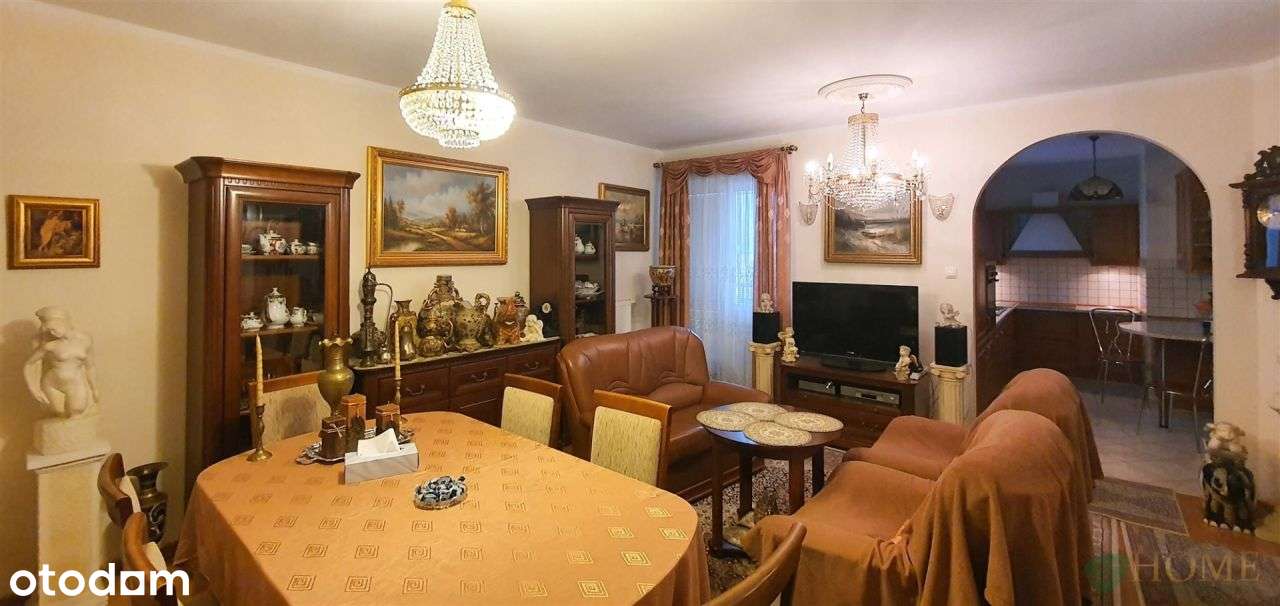 Trzy-pokojowe z dwoma balkonami.-0