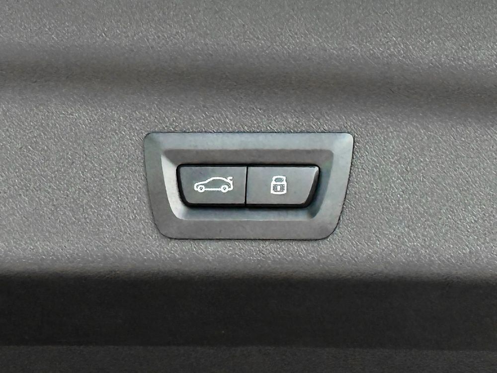 BMW X1 sDrive20i M Sportpaket 1.5 Benzyna 170 KM — zdjęcie 5