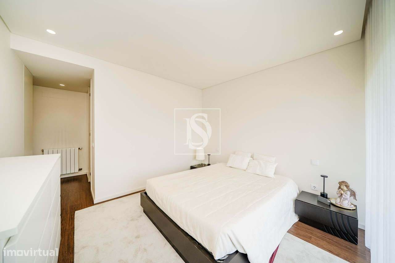 Apartamento T4 de Luxo, no Mira Rio 3, em Barcelinhos-53