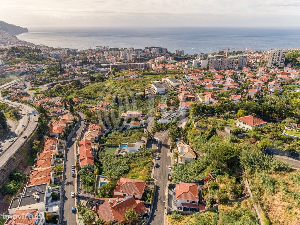 Terreno para construção, em São Martinho, Funchal, Madeira