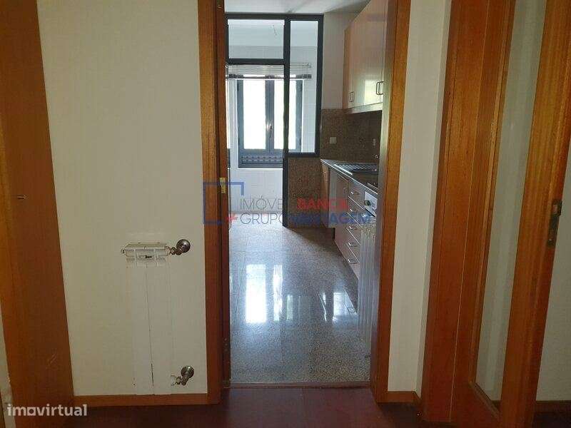 Apartamento T3 126 m2 Oliveira do Douro - Grande imagem: 2/10