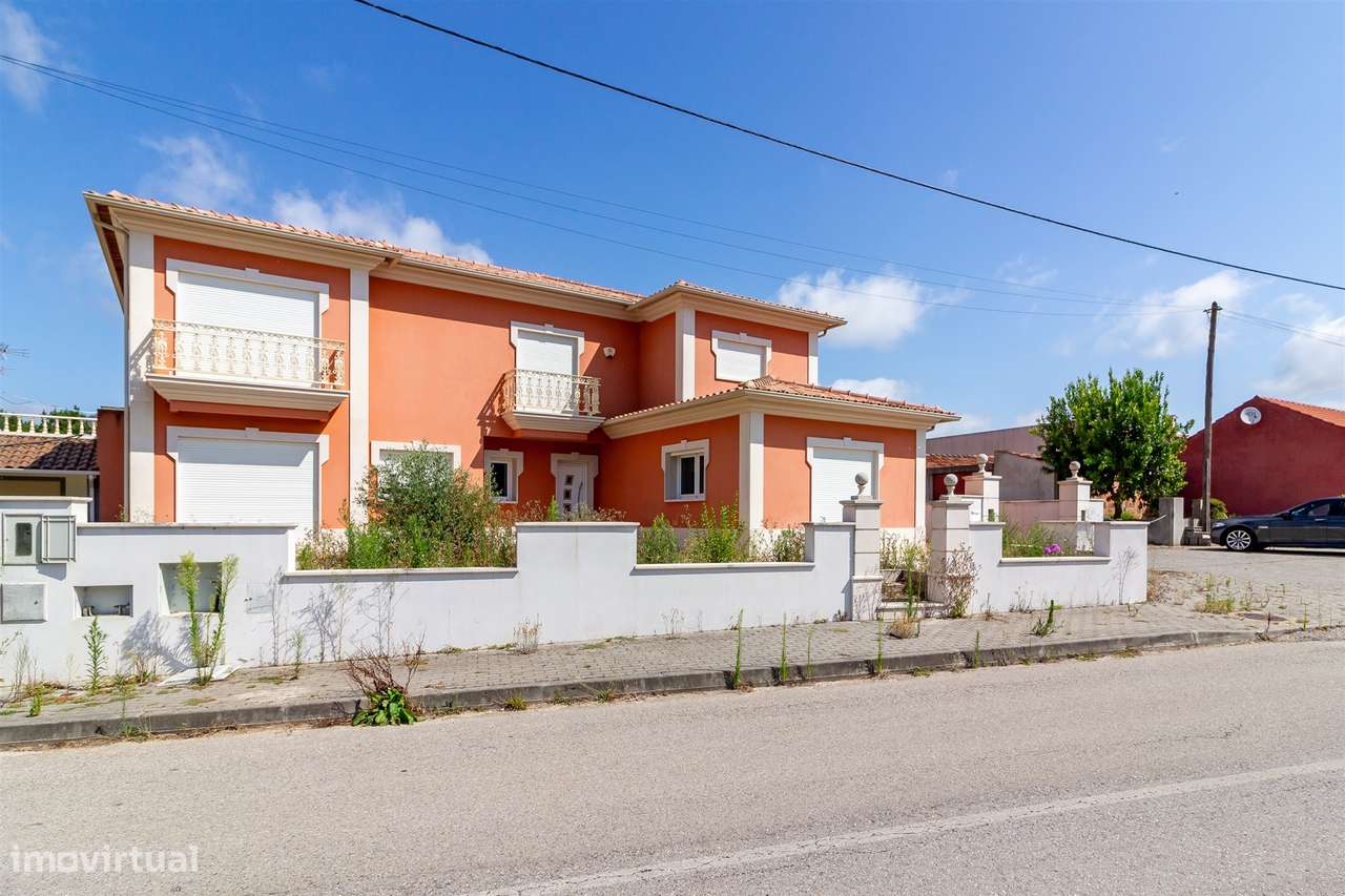 Moradia unifamiliar T7, localizada em Bidoeira de Cima, com vistas des - Grande imagem: 3/60