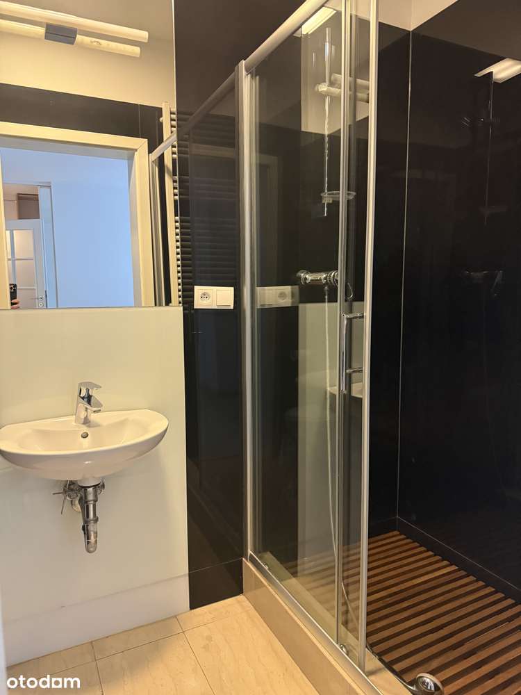 144 m2 przy Jana Pawła II w atrakcyjnej cenie-8