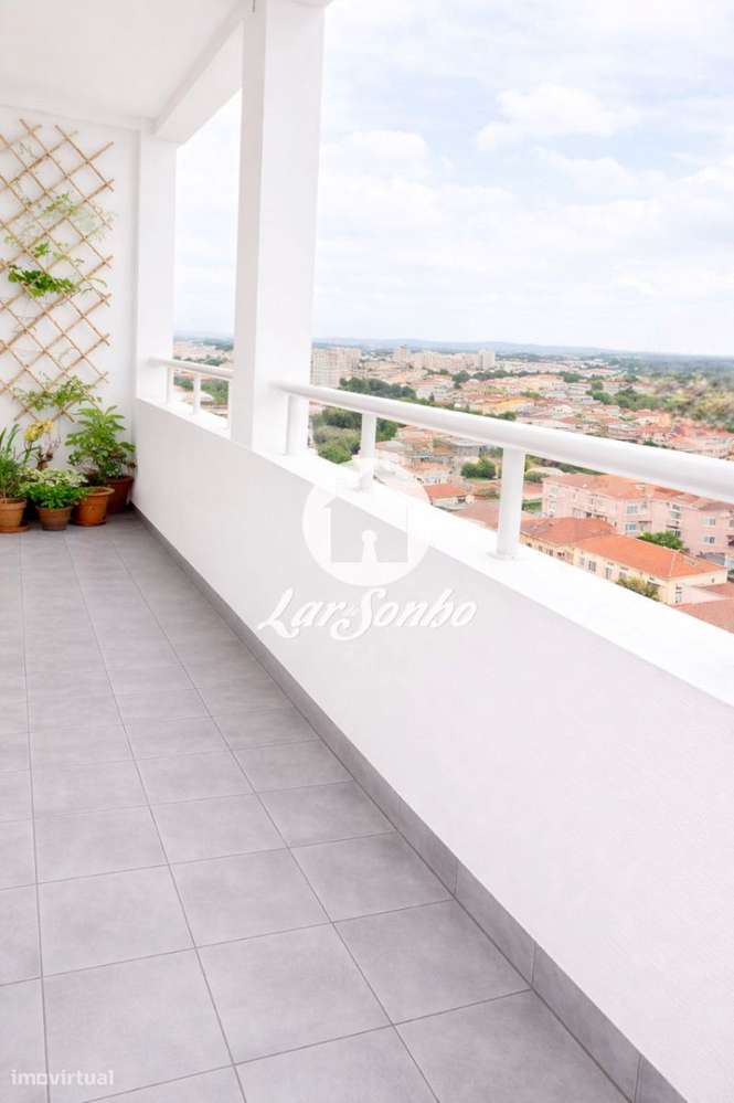 Apartamento T3 na Póvoa de Varzim com vista mar-0
