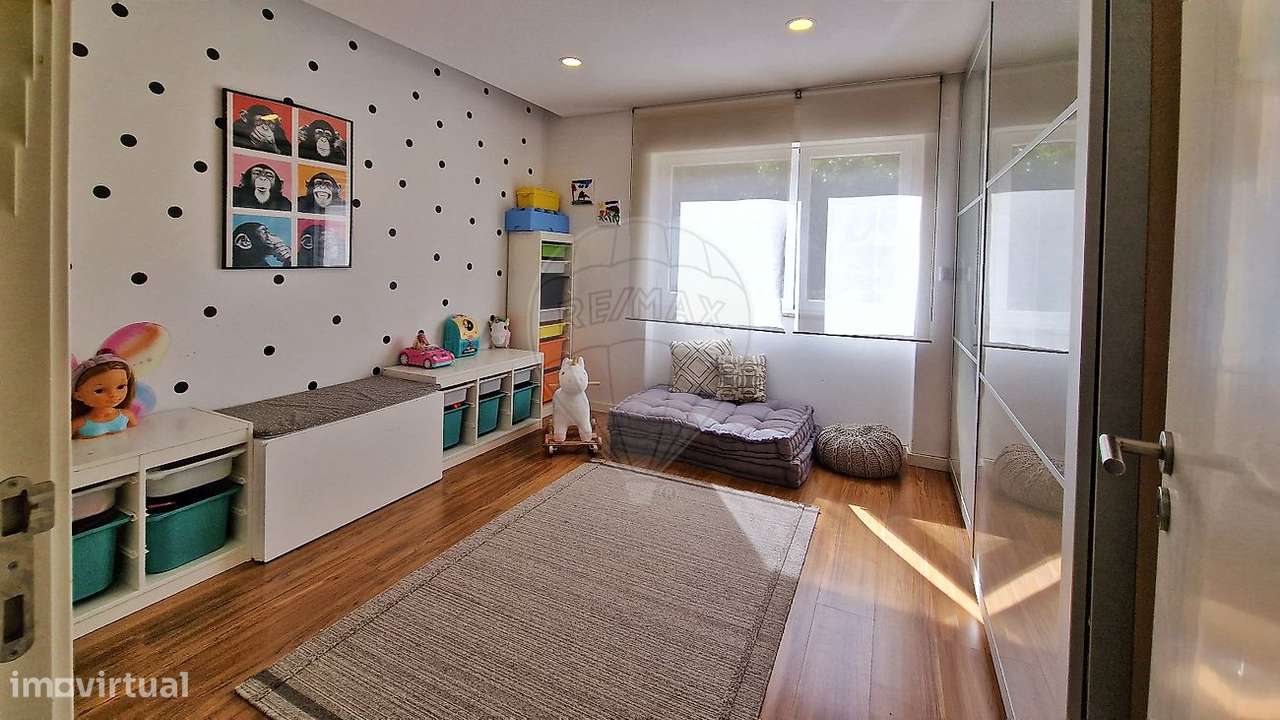 Moradia T4 à venda em Corroios-21