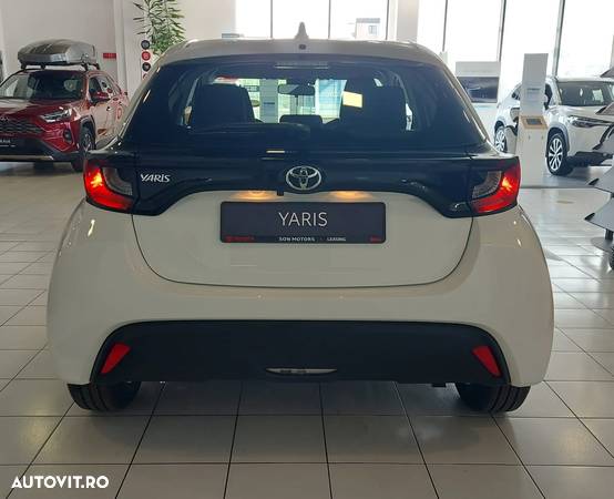 Toyota Yaris 1.5 L Dynamic - 6