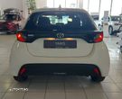 Toyota Yaris 1.5 L Dynamic - 6