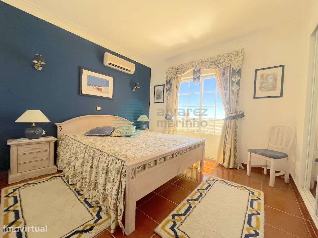 Penthouse 4 assoalhadas com uma área de 232m2, terraço 107m2, Vau, ...-30