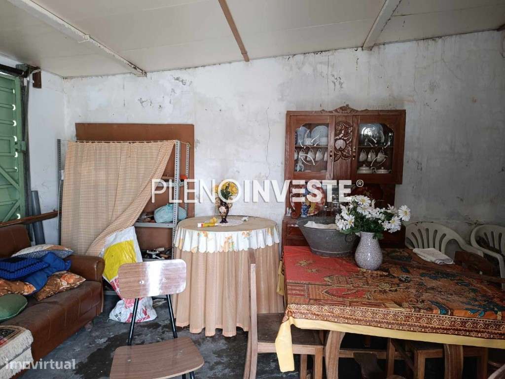 Moradia com garagem e terreno em Vale de Açor-8