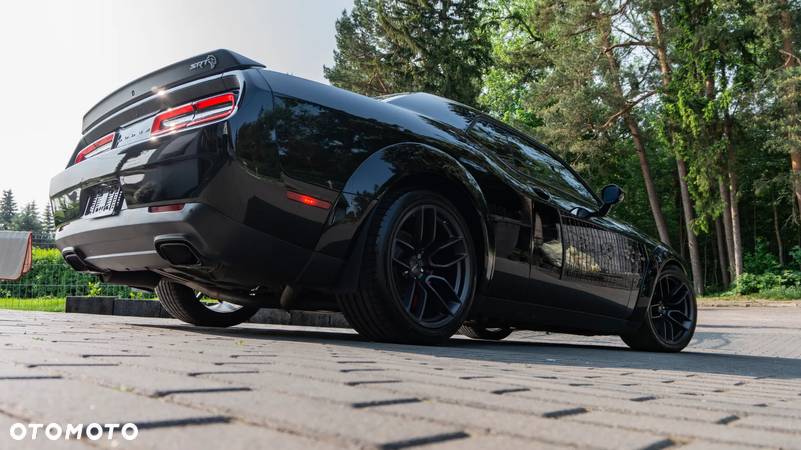 Dodge Challenger 6.2 Hellcat Widebody - 19