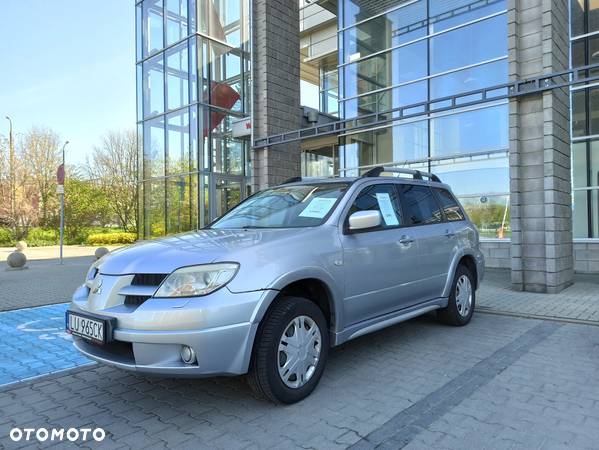 Mitsubishi Outlander 2.0 Comfort 4WD - 9