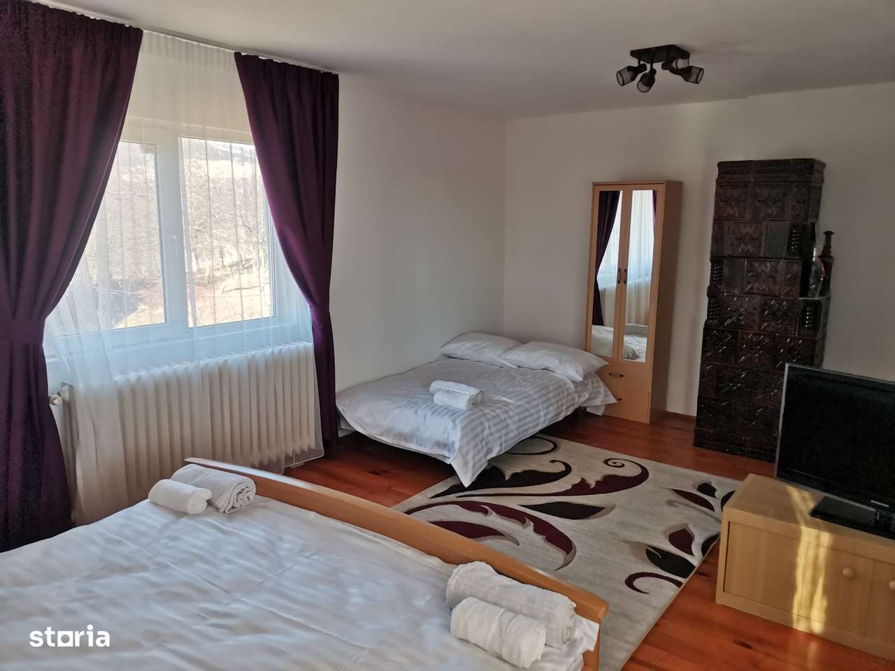 Casa 300 mp + teren 1000 langa padure-16