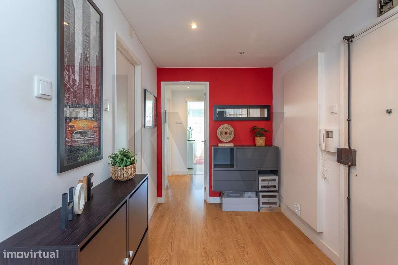 Luminoso Apartamento T3 nas Laranjeiras - Grande imagem: 3/39