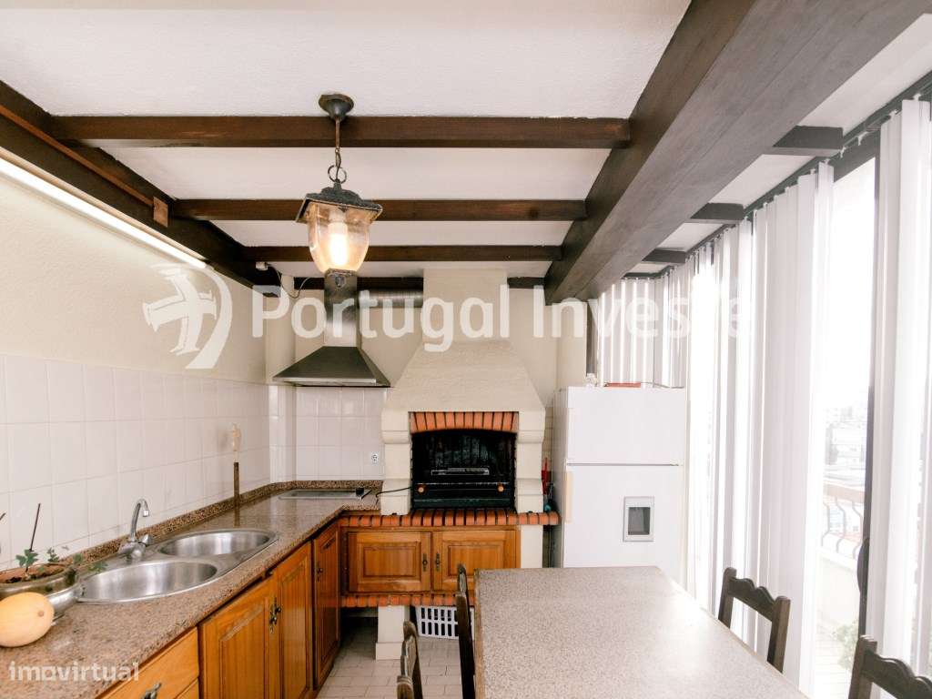 Excepcional apartamento de 4 assoalhadas na Cova da Piedade - Almada-30