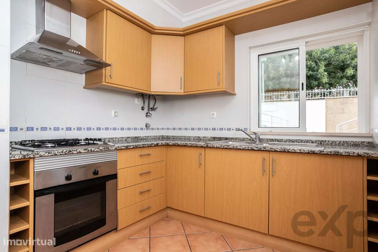 T2 com piscina, 2 terraços e estacionamento perto da praia do Barril - Grande imagem: 4/30