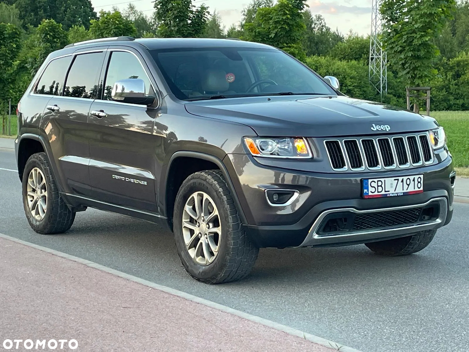 Jeep Grand Cherokee - 9