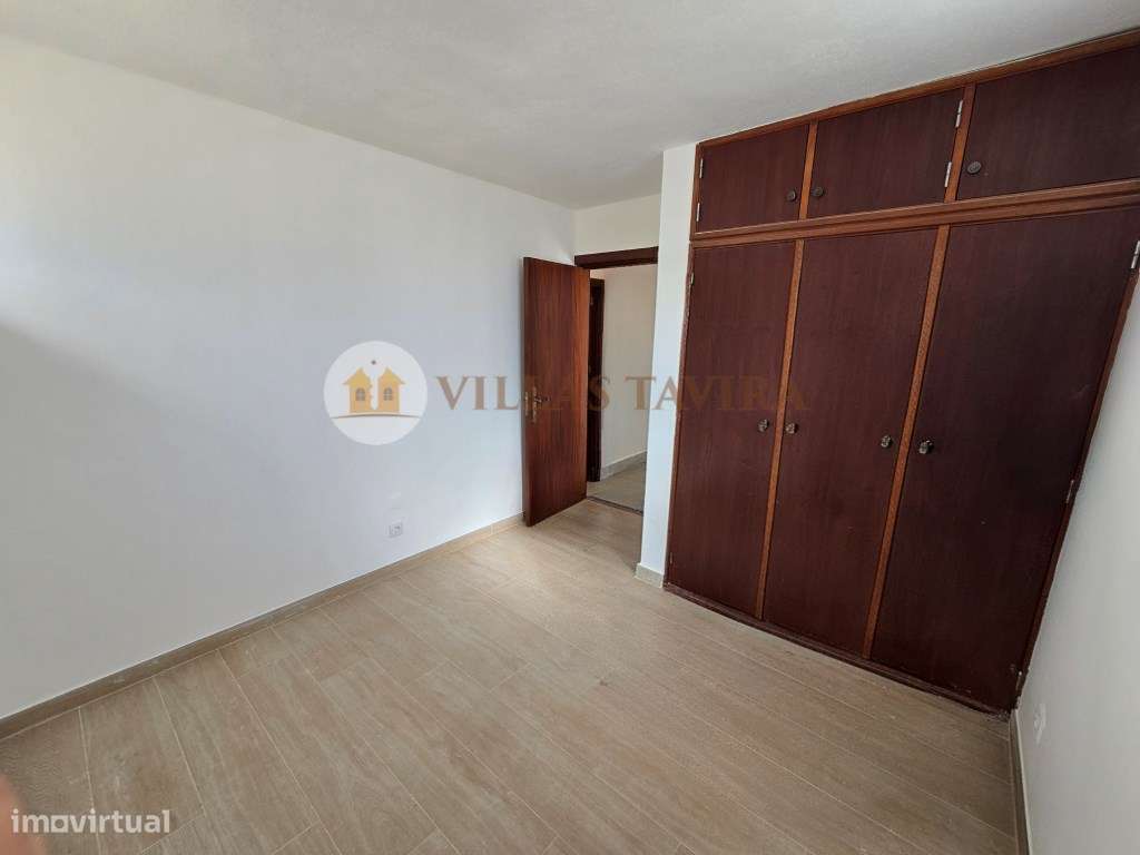 Apartamento T3 no centro de Portimão com vista Rio Arade e cave com...-50