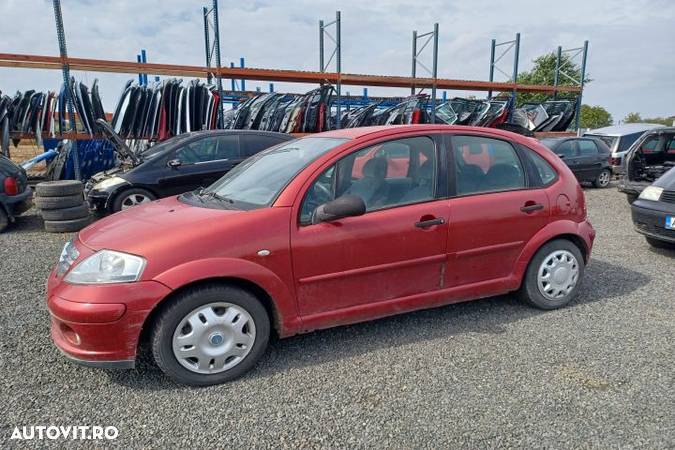 Grila bara fata centru Citroen C3 1  [din 2002 pana  2010] Hatchback 1.6 HDI VTR MT (109 hp) - 5