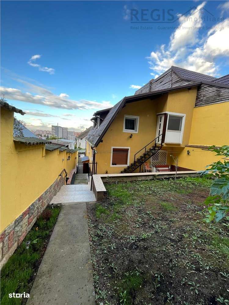 Casa de 5 camere zona Racadau - Imagine principală: 2/20