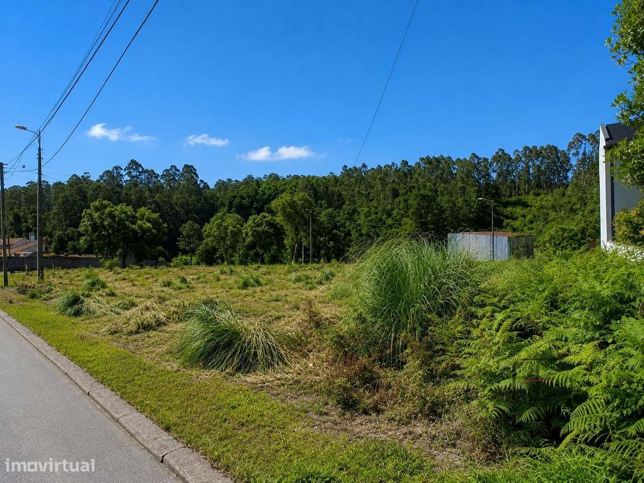 Lote de Terreno, construção de moradia isolada, Santa Maria de Lamas-0