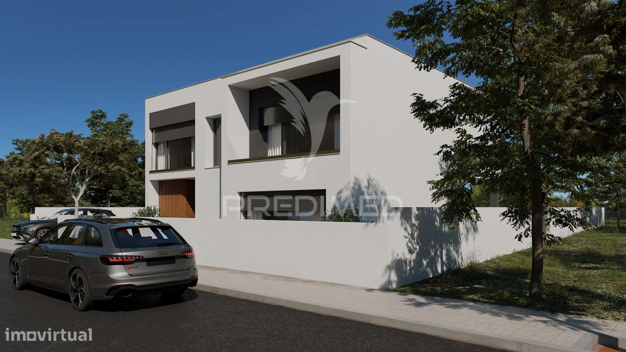 Moradia de Luxo l com Piscina — Elegância e Modernidade em Cada Det... - Grande imagem: 5/34