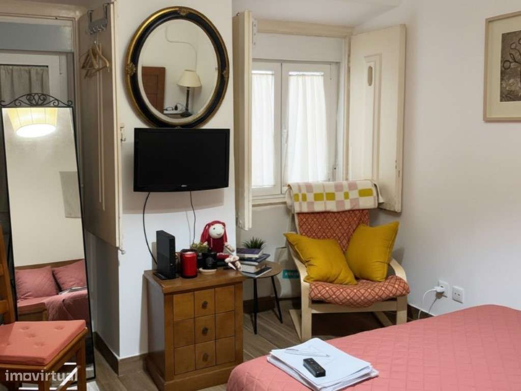 Apartamento T2 Remodelado em Santos, Lisboa - Grande imagem: 5/9